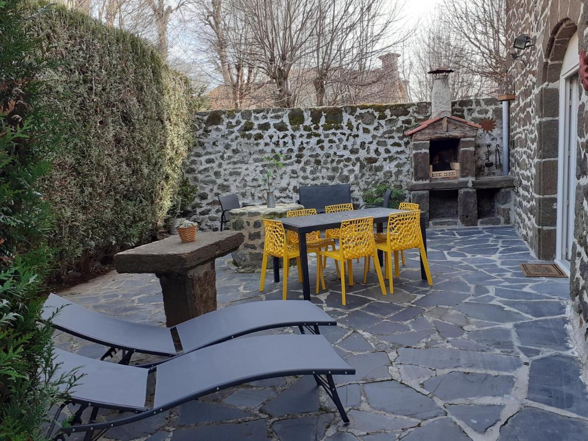 Maison Du Soleil Chez Isa Polignac  외부 사진