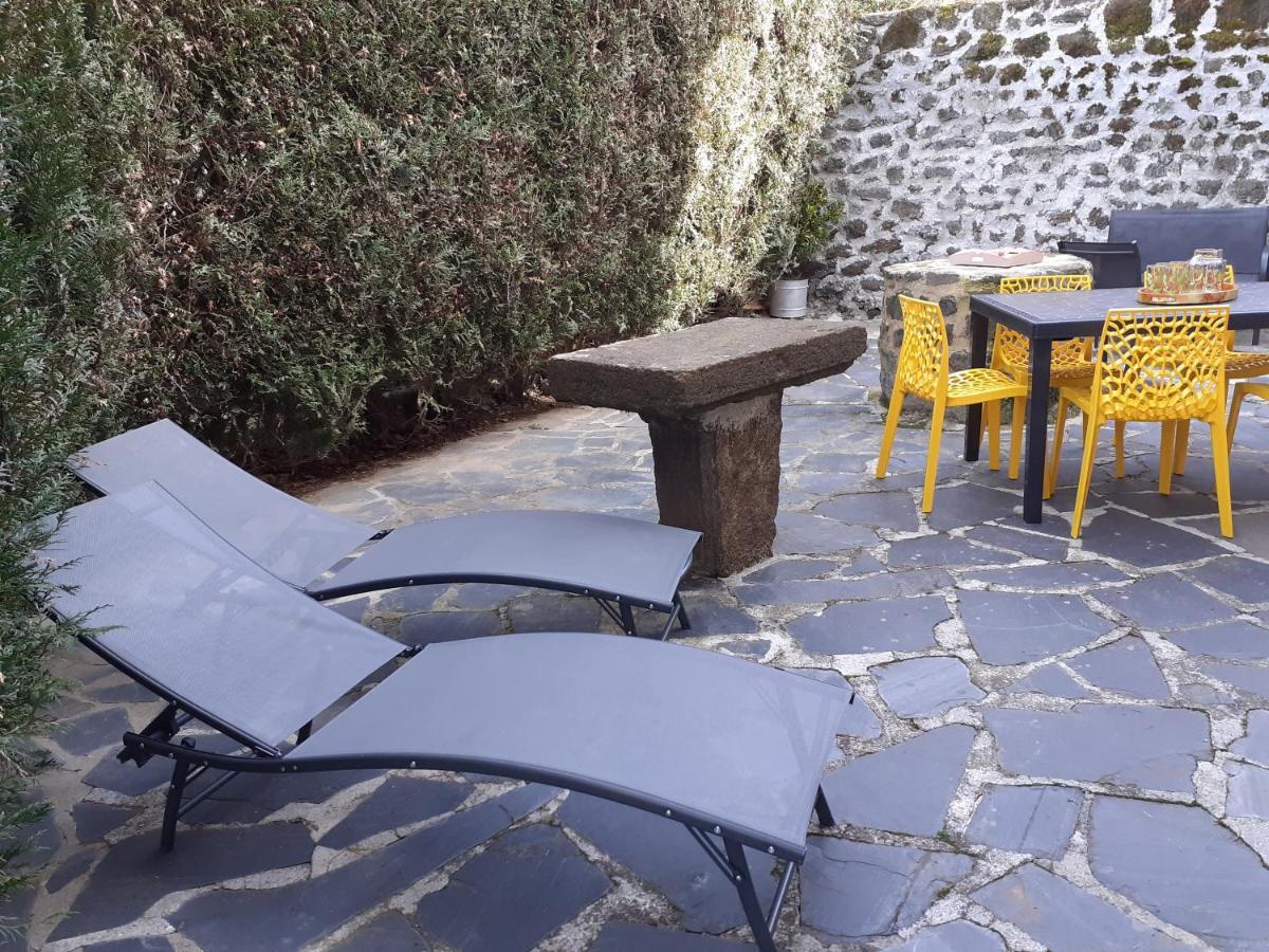 Maison Du Soleil Chez Isa Polignac  외부 사진
